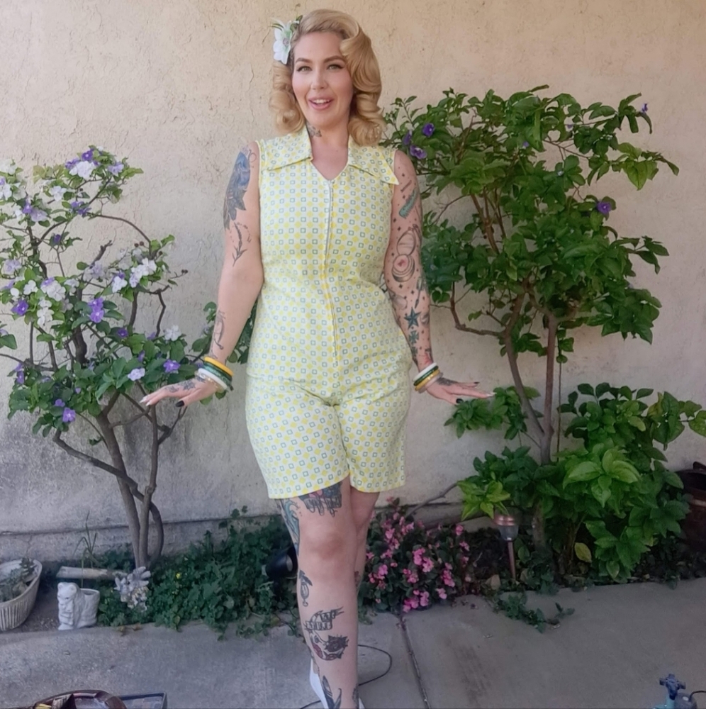 Vintage late 1960s early 1970s romper playsuit
